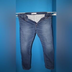 Levi Jeans, 40x30.